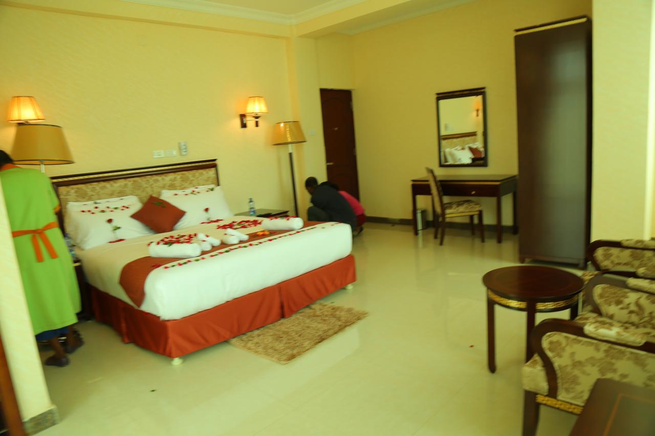 Solyana Hotel Bahir Dar Exteriör bild