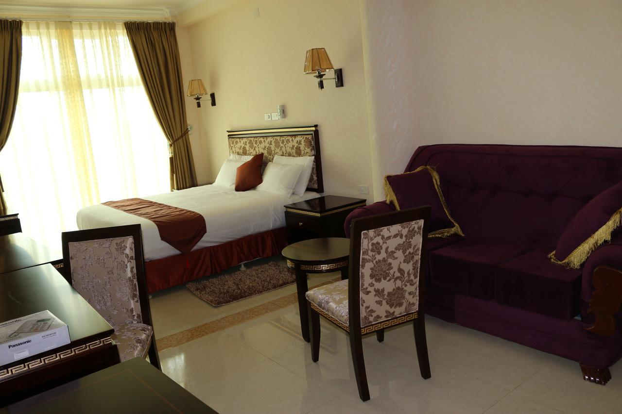 Solyana Hotel Bahir Dar Exteriör bild